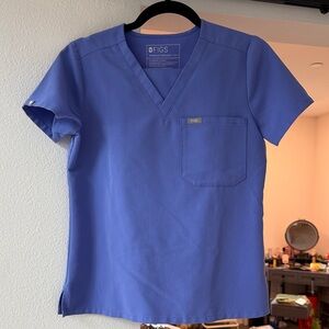 FIGS in Blueberry (Catarina Top XXS, High Waisted Relaxed Bottoms in XS)